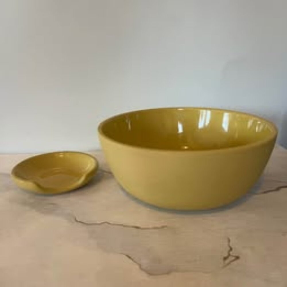 Pigeon Toe Coupe Bowl and Spoon Rest